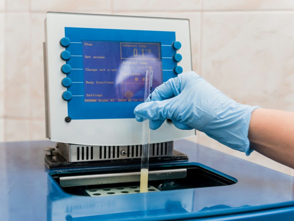 Laborgerät - Massenspektrometer